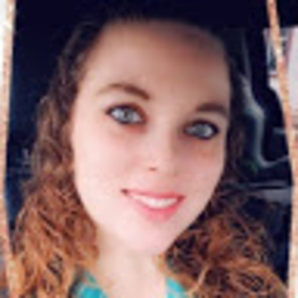 Meet your Posher, Brandi